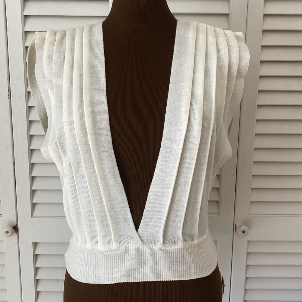 Vintage Nicole Curie sleeveless sweater size M
